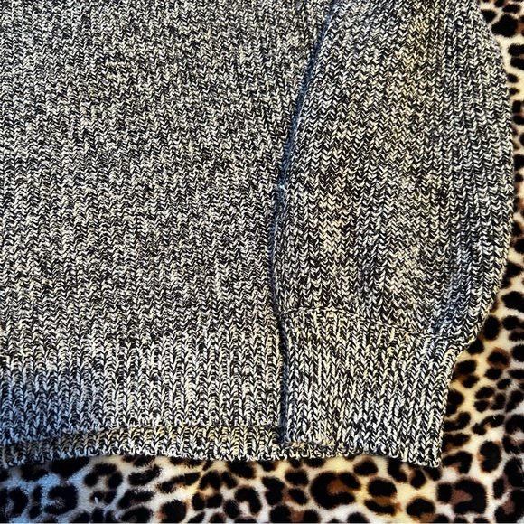 H&M Cozy Warm Sweater | Black & White | Size Large - Picture 4 of 7